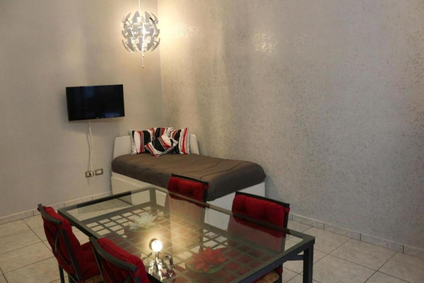 Appartamento A Cas' E Mari Naples Exterior photo
